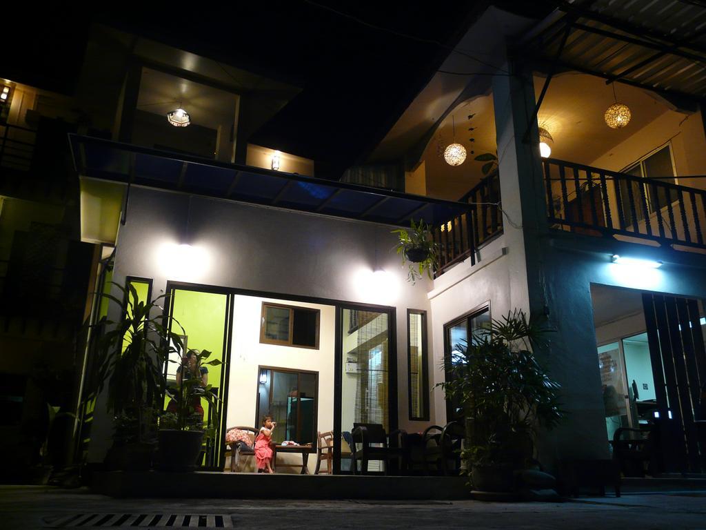 Sarabu Guest House Chiang Mai Eksteriør billede
